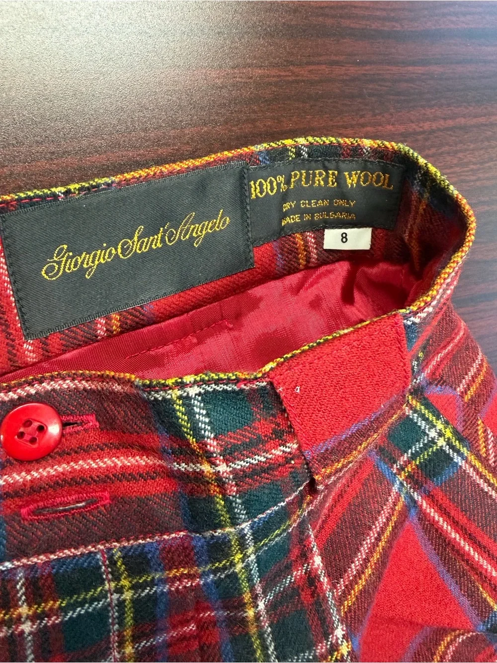 Vintage 80s 100% wool Red Plaid High-Waist Shorts..  City shorts, dress shorts